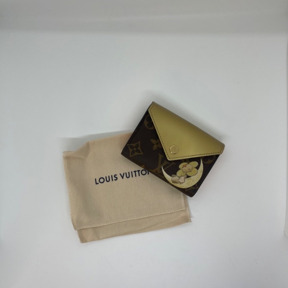 Louis Vuitton Monogram Vivienne Card Holder Pouch Gold - Picture 2 of 7
